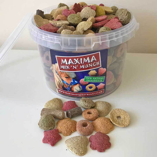 Maxima Mix n Munch Large Bucket (Approx 1.7KG) - to clear